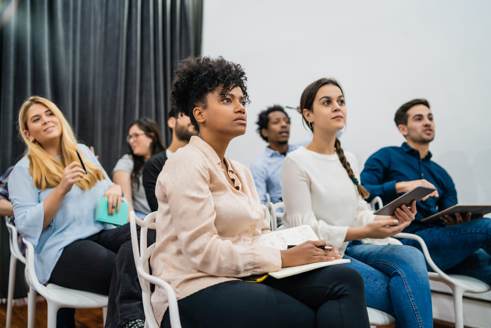 ateliers pratiques, réunions