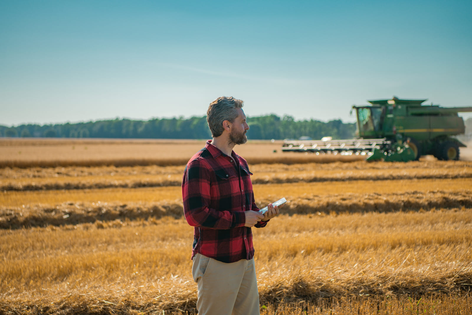 Exploitant d'une EARL accompagné par un expert-comptable agricole Adheo dans le Grand Est